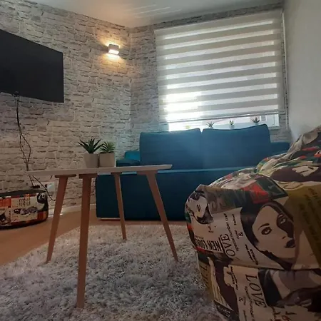 A408 Olimpiska Kuca * Jahorina